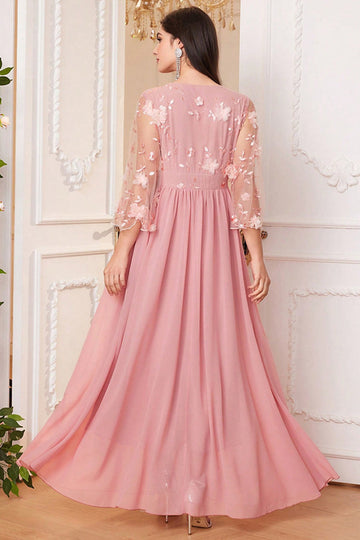Fard à joues rose une ligne longue mère de la mariée robe avec des fleurs